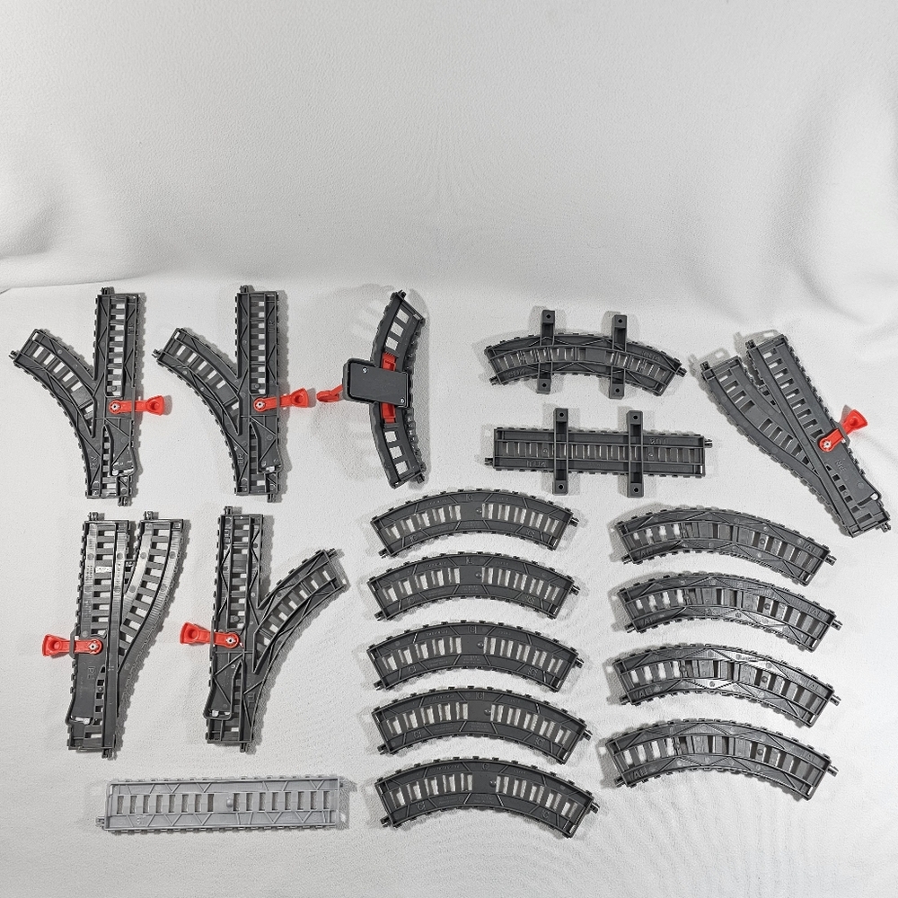 Thomas The Train Gallane Track Mixed Lot
